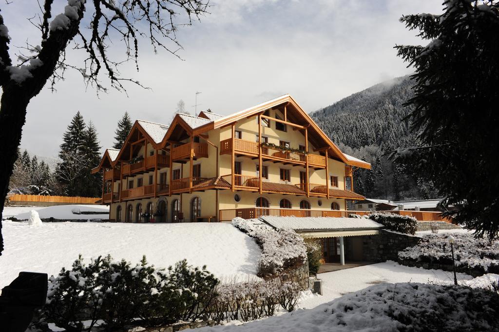 Holidays Dolomiti Apartment Resort 加里索洛 外观 照片